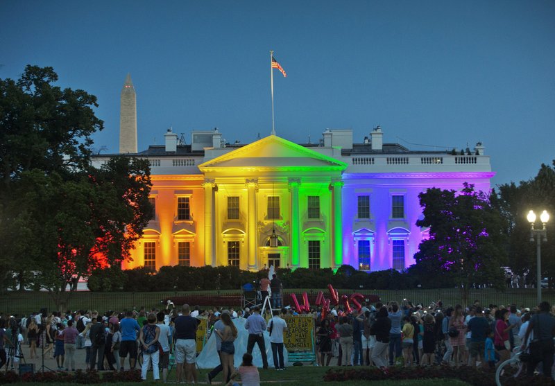 2015-white_house_pride_colors.jpg