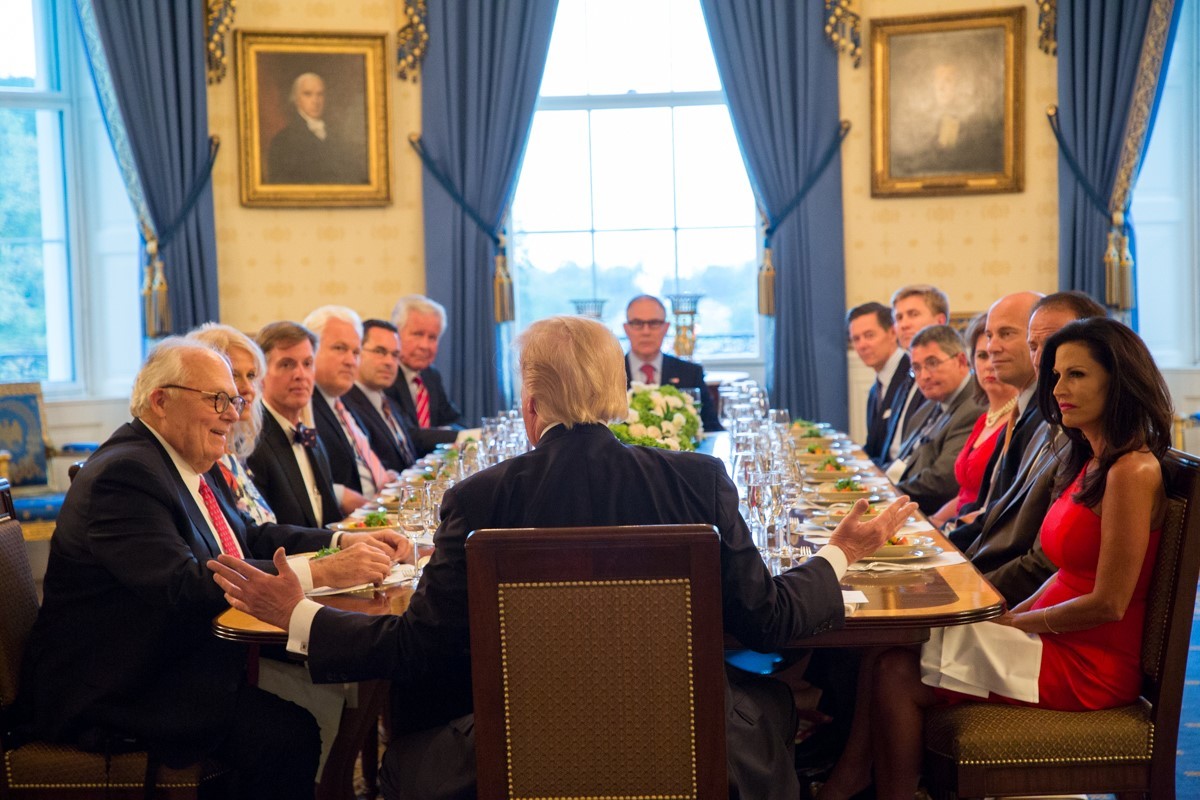 trump-dinner_with_grassroots_leaders.jpg